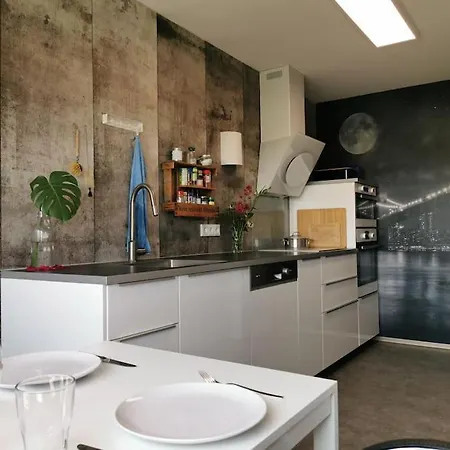Διαμέρισμα Mit Grandiosem Ausblick Fuer Bis Zu 4 Personen *